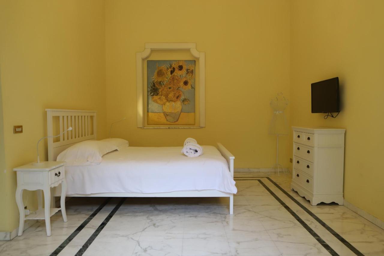 Piazza Dante Suites By Wonderful Italy ナポリ エクステリア 写真
