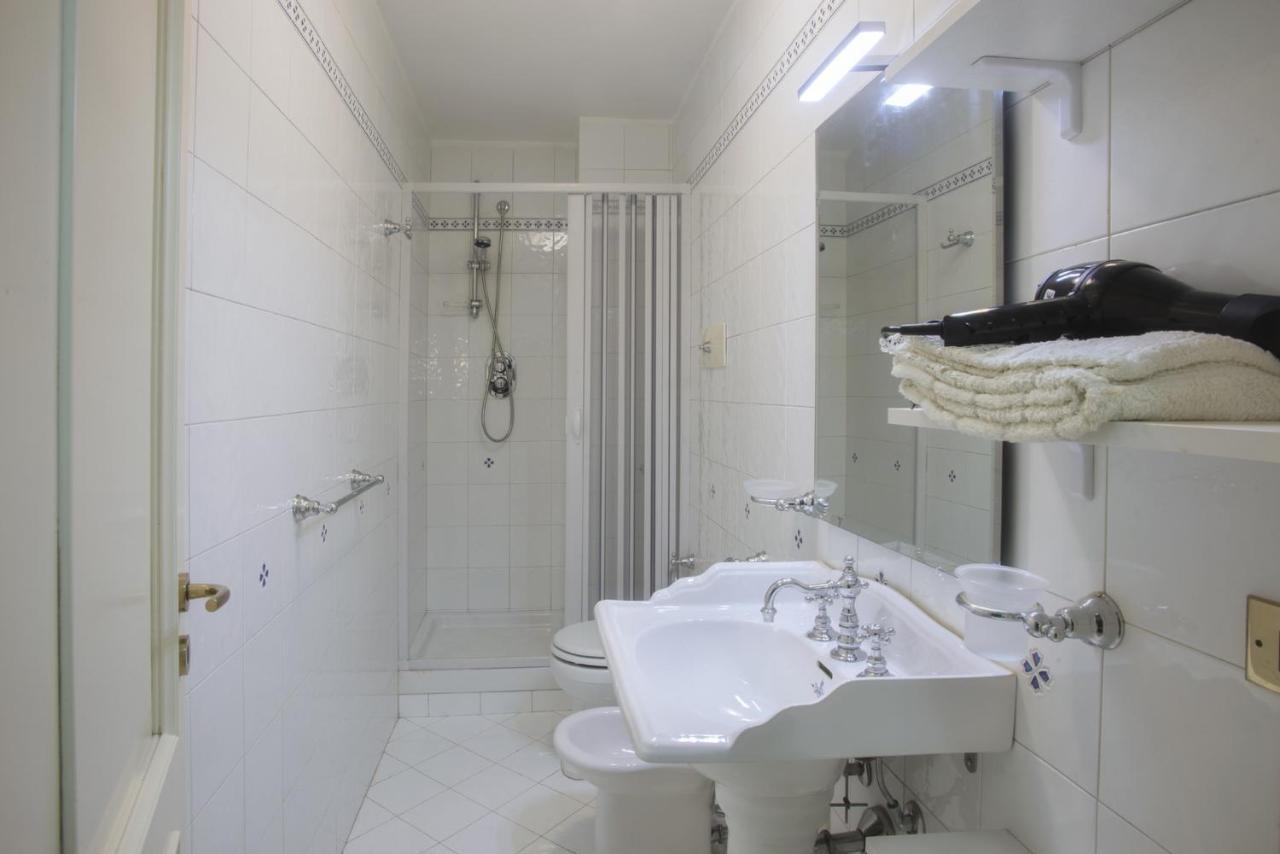 Piazza Dante Suites By Wonderful Italy ナポリ エクステリア 写真