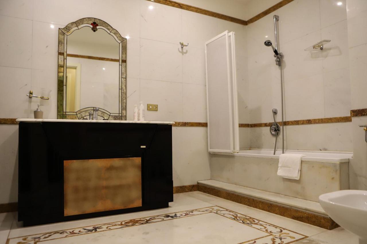 Piazza Dante Suites By Wonderful Italy ナポリ エクステリア 写真